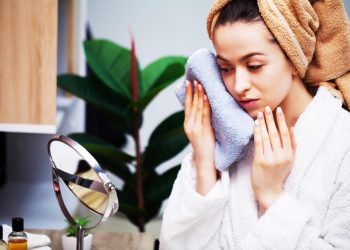 Cum să calmezi iritațiile și roșeața