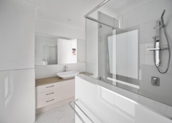 Photo Bathroom renovation