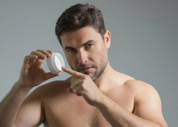 Cele mai bune creme de față pentru bărbați