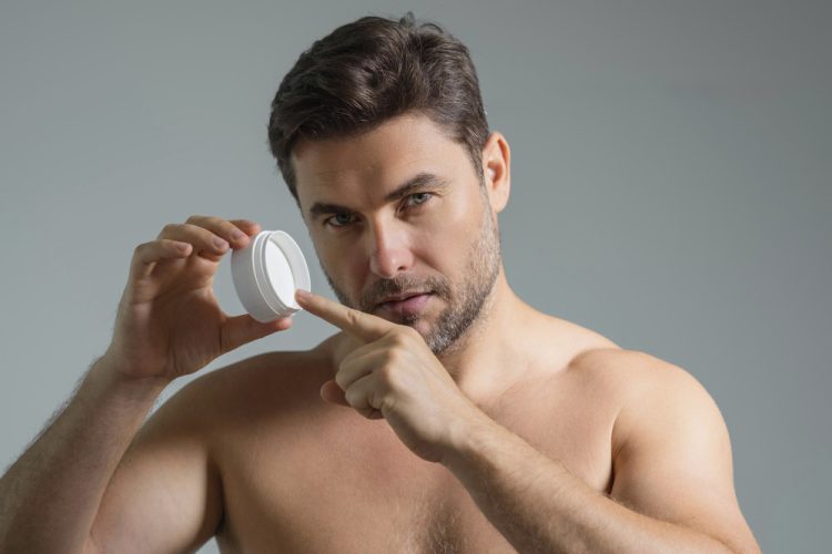 Cele mai bune creme de față pentru bărbați