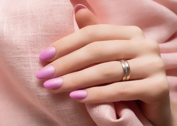 Tendințe în manichiură