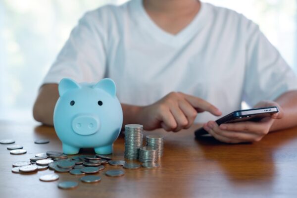 Cum construiești obiceiuri financiare sănătoase în familie, pas cu pas