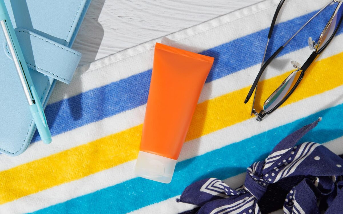 Cum păstrezi corect crema cu SPF în timpul vacanței