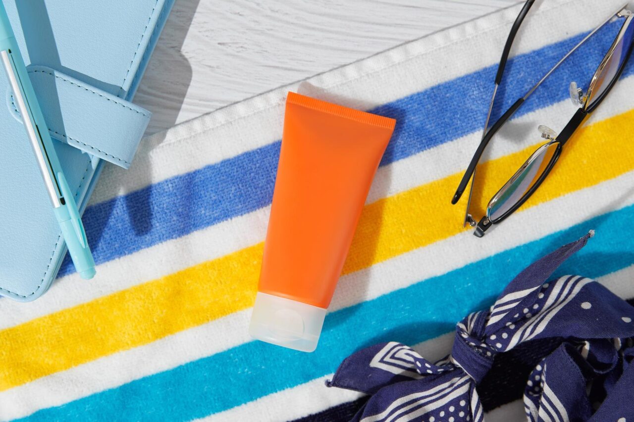 Cum păstrezi corect crema cu SPF în timpul vacanței