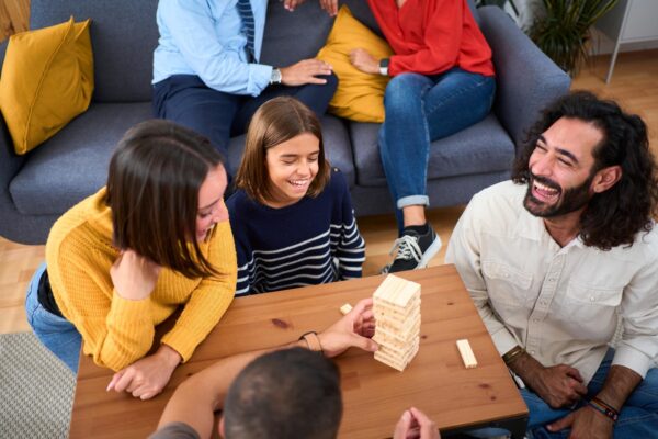 Idei de weekend în familie când vremea nu permite ieșiri